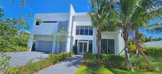 Building Photo - 16644 Botaniko Dr N