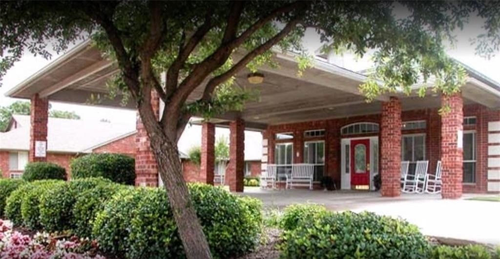 Foto principal - 2525 Lillian Miller Pkwy