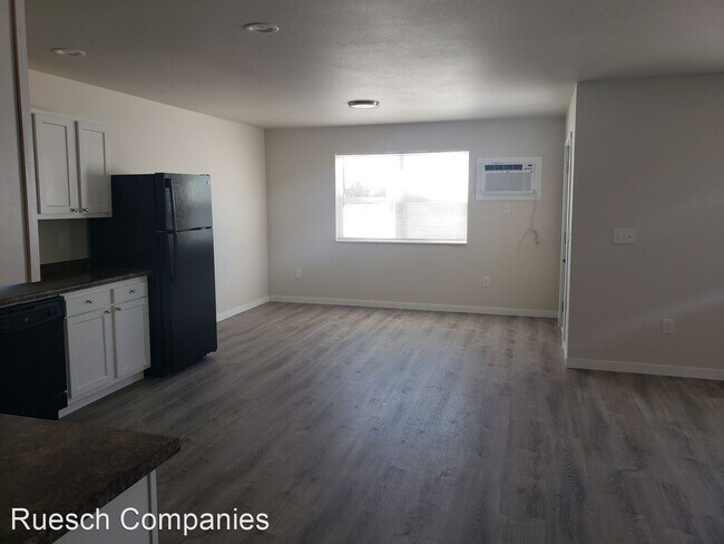 Building Photo - 3 br, 2 bath House - 3823 Kensington Place
