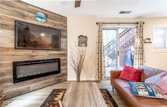 Foto del edificio - 27981 Rainbow Dr