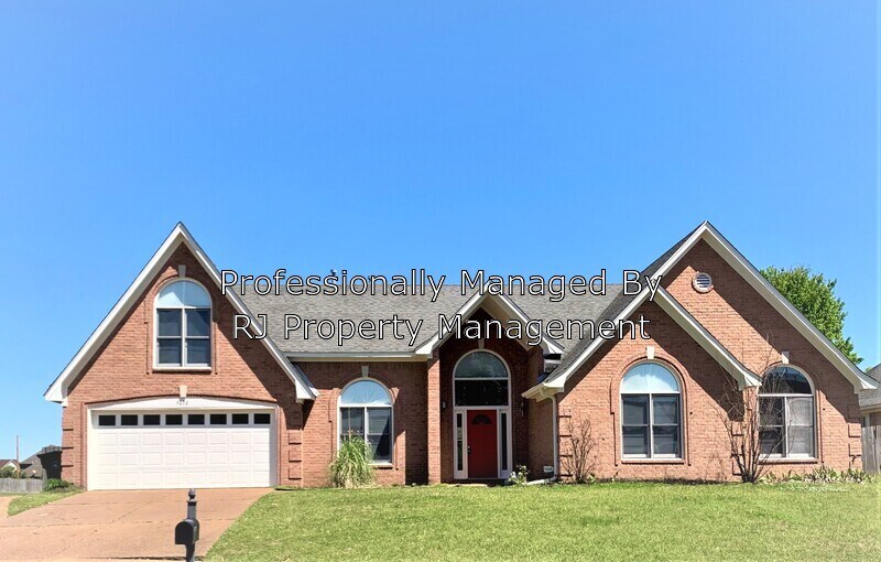 Primary Photo - 5070 Ashland Grove St
