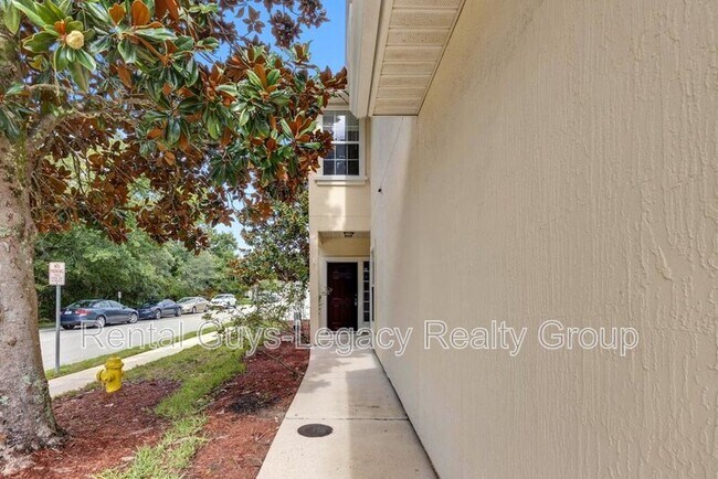 Foto del edificio - 300 Southern Branch Ln