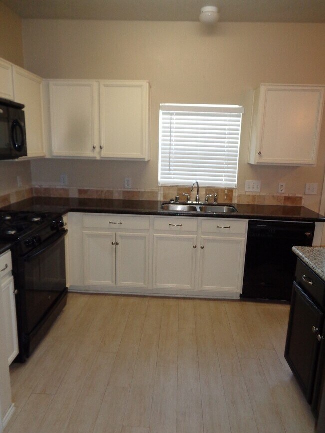 Foto del edificio - 23624 Wildwood Green Way