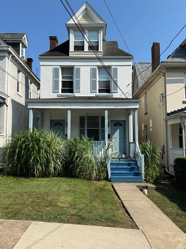 Building Photo - 113 Ivy St