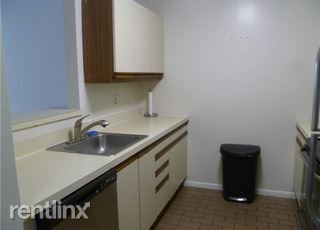 Building Photo - 1 br, 1 bath House - 970 Hope St Unit 2F