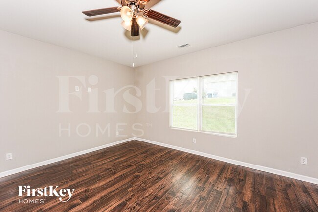 Foto del edificio - 1024 Wood Duck Way