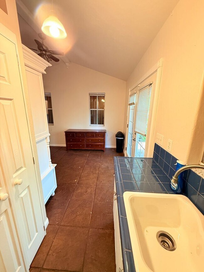 Foto del edificio - 92-8703 Tiki Ln