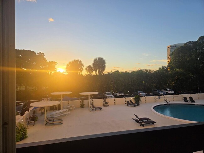 Foto del edificio - 2000 Presidential Way