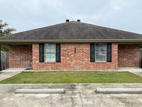 Building Photo - 2208 N Malcolm St