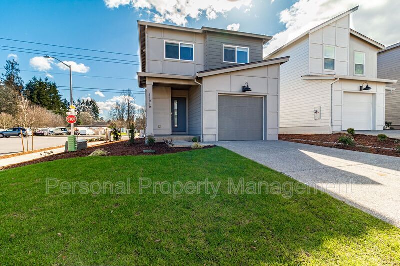 Primary Photo - 11910 NE 68th Ave
