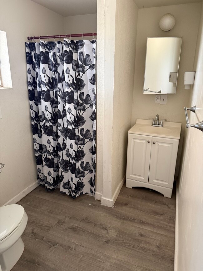 Foto del edificio - 25675 Malaga Rd