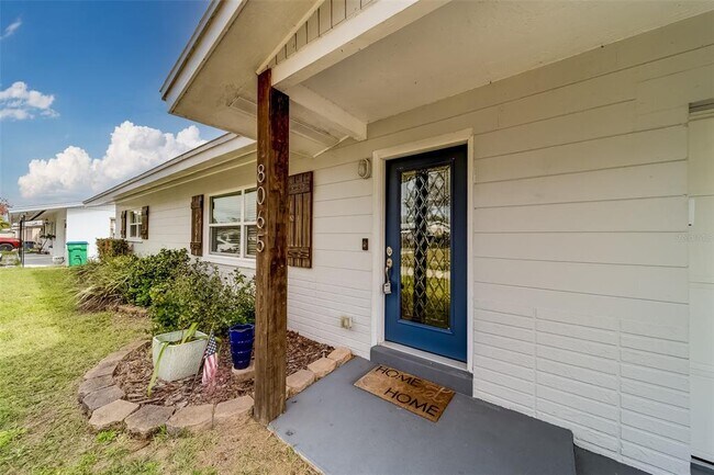 Building Photo - 8065 Ridge Rd