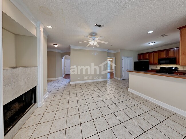 Foto del edificio - 1121 E Shoreview Rd