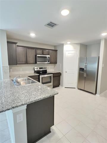 Building Photo - 1103 Meadow Side Dr