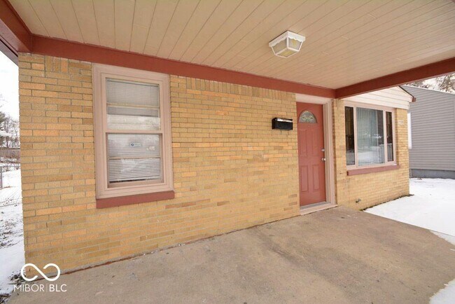 Foto del edificio - 5005 Indianola Ave