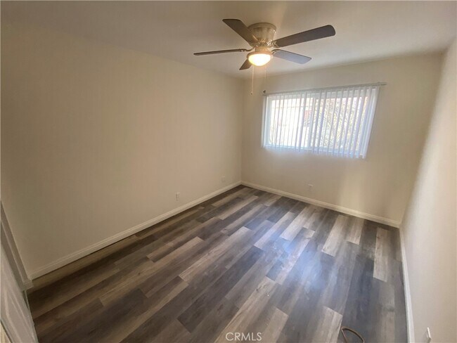 Foto del edificio - 2553 E Terrace St