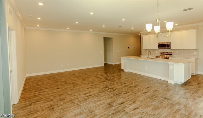 Foto del edificio - 8792 Cascade Price Cir