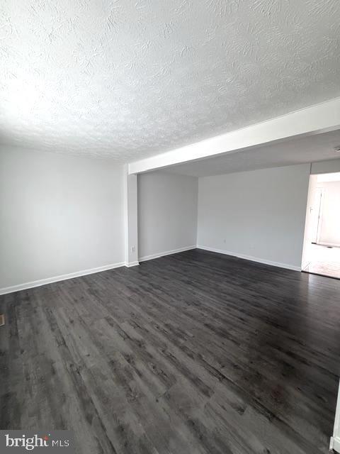 Foto del edificio - 6131 Gardenia Ct