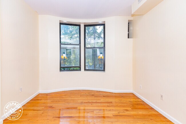 Building Photo - 277 Classon Ave