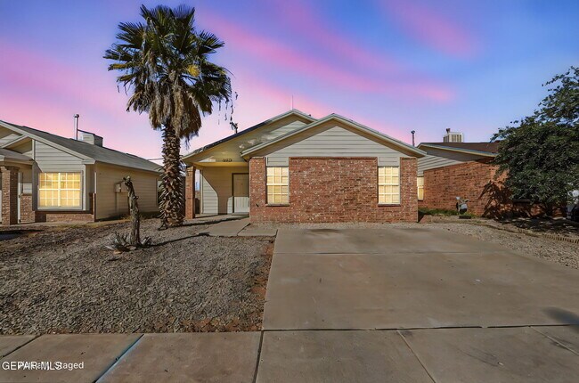 Foto del edificio - 12313 Tierra Arena Dr