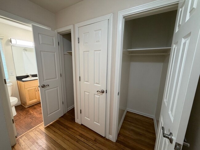 Interior Photo - Somerset Apartments