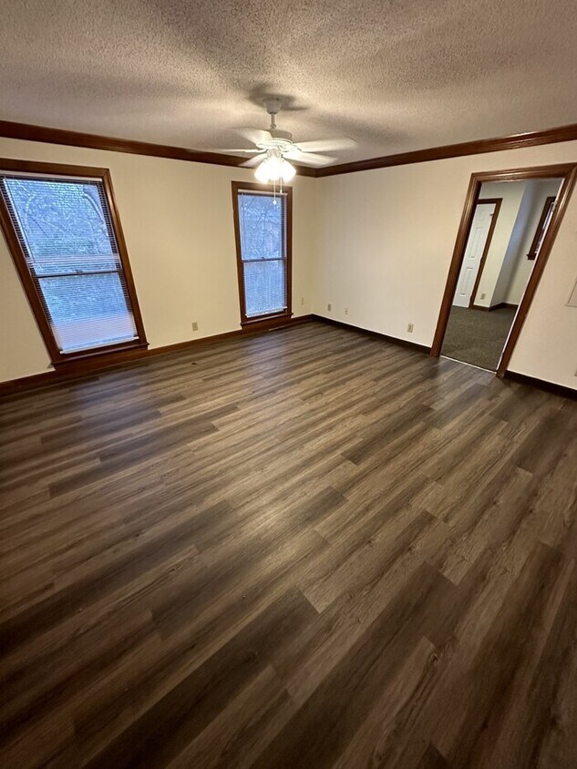 Primary Photo - 3520 Ivy Commons Drive Unit 202