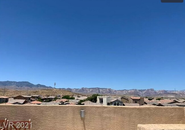 Foto del edificio - 9854 Lime Tree St