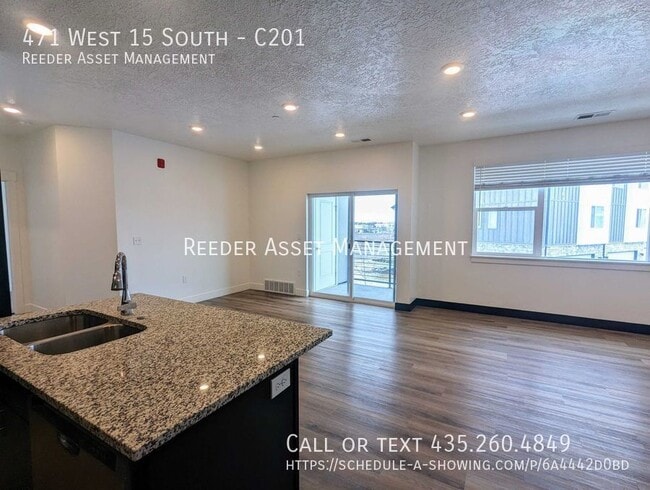 Building Photo - 1 Bedroom 1 Bathroom Smart Home Apartment