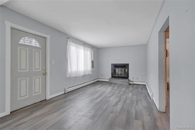 Building Photo - 7 Herbst Dr