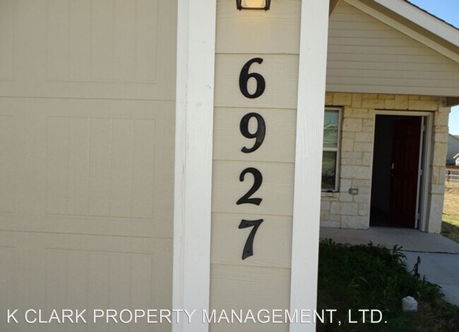 Foto del edificio - 4 br, 2 bath House - 6927 COZY RUN
