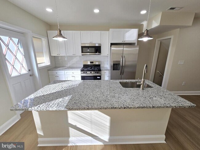 Foto del edificio - 3838 Greenspring Ave