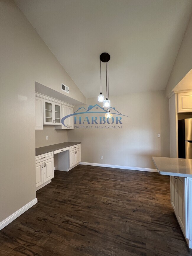 Foto del edificio - 23520 S Western Ave
