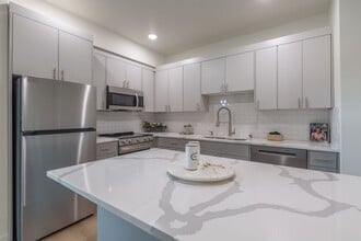 Interior Photo - Urban 33