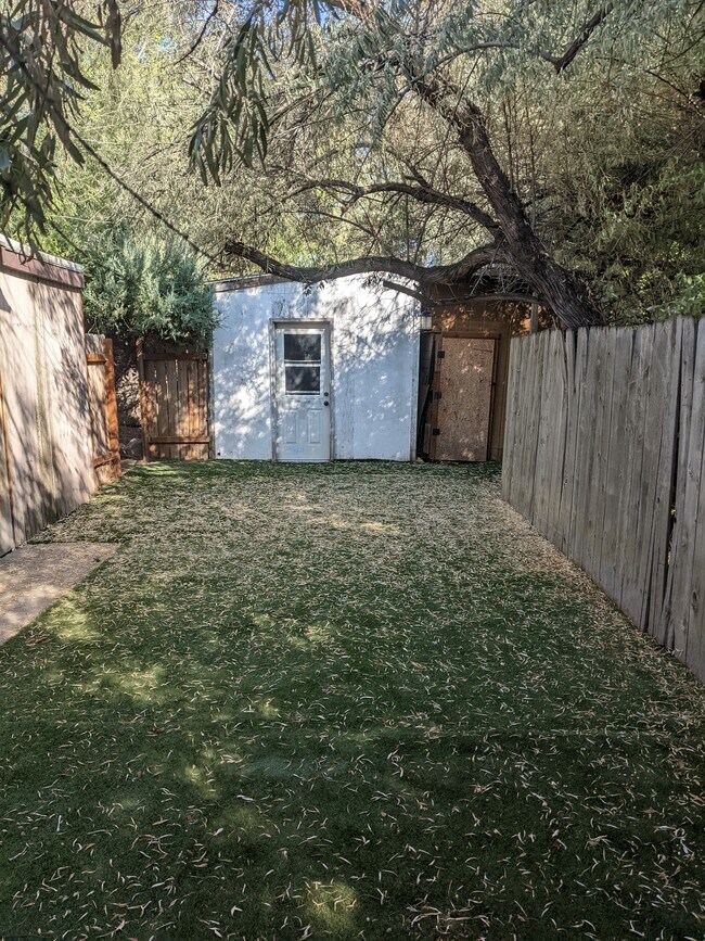 Backyard - 962 E Hillview Dr