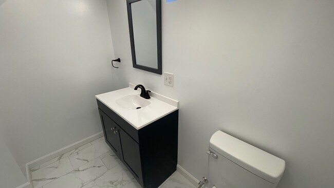 Foto del edificio - **Peaceful 4 bedroom home in Aurora, CO**