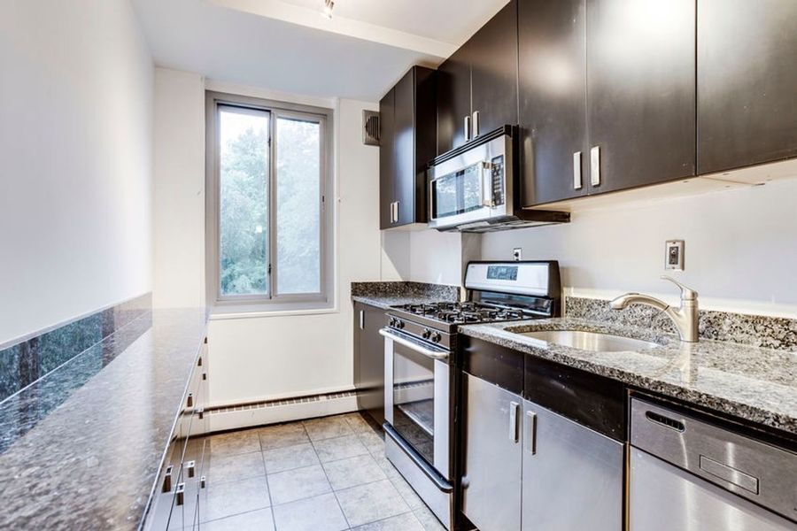Photo - 4200 Cathedral Avenue NW-515