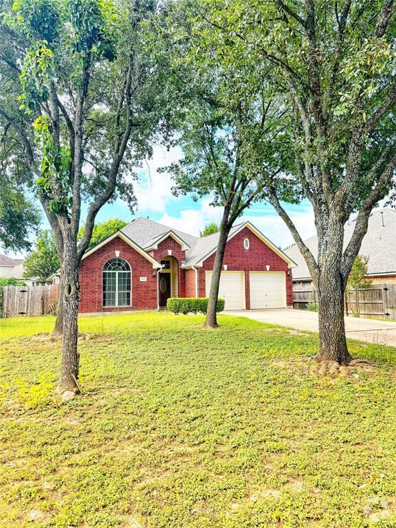 Building Photo - 1811 Montana Sky Dr