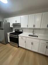 Building Photo - 473 Park Ave