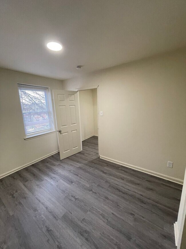 Foto del edificio - 2441 N 5th St