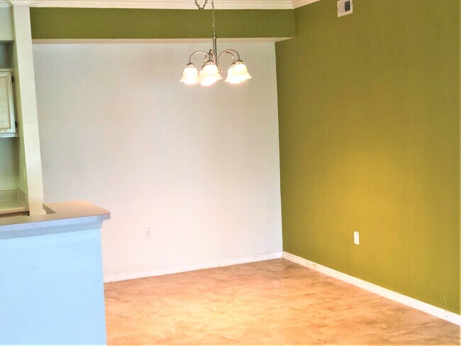 Building Photo - 5618 Pinnacle Heights Cir