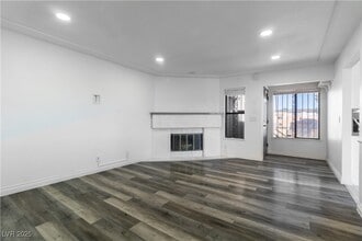 Building Photo - 2200 Venus Ave