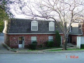 Building Photo - Richland Chateau