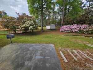 Foto del edificio - 237 Chatham Rd