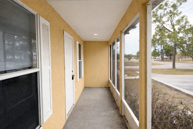 Foto del edificio - 4708 Golfview Blvd