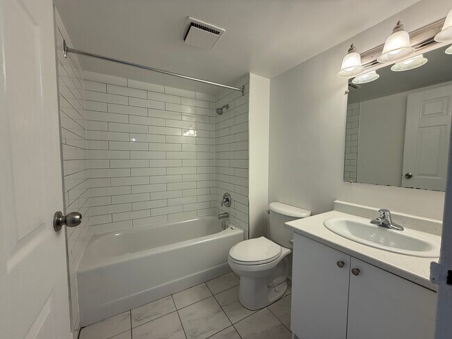 Photo du bâtiment - Wallace Pines II