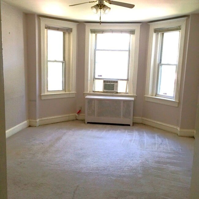 Building Photo - 0929-Castle