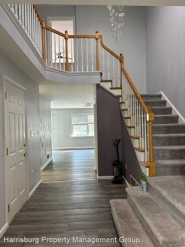 Foto del edificio - 2 br, 2.5 bath House - 2223 Brigade Rd