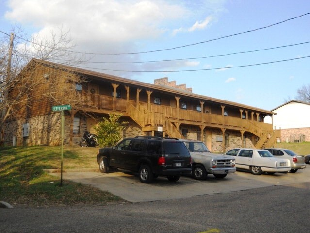 Primary Photo - 1101 Jefferson St