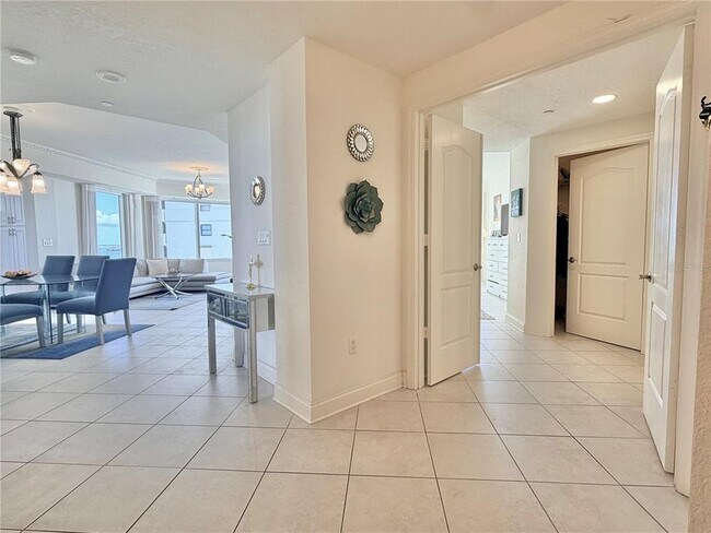 Foto del edificio - 1200 Gulf Blvd