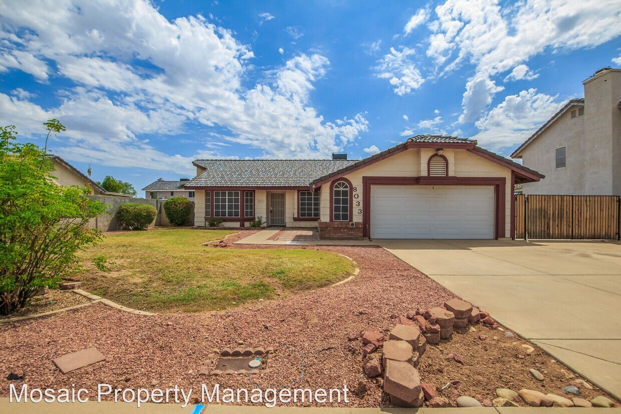 Primary Photo - 4 br, 2 bath House - 8033 W. Columbine Dr.